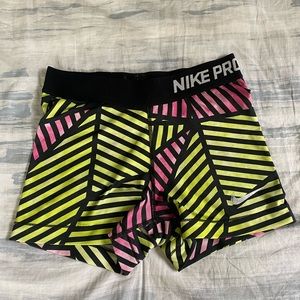 NIKE Spandex 2.5”
